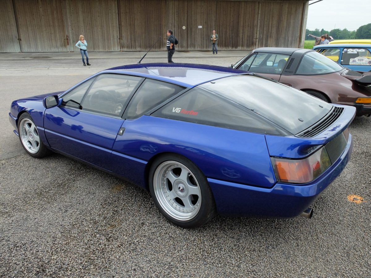 Renault alpine gta